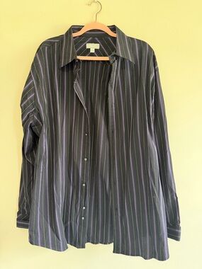 Men's Striped Button-Down Dress Shirt in Black and Purple